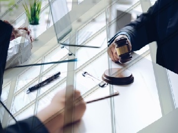 违反公司考勤制度被开除有赔偿吗